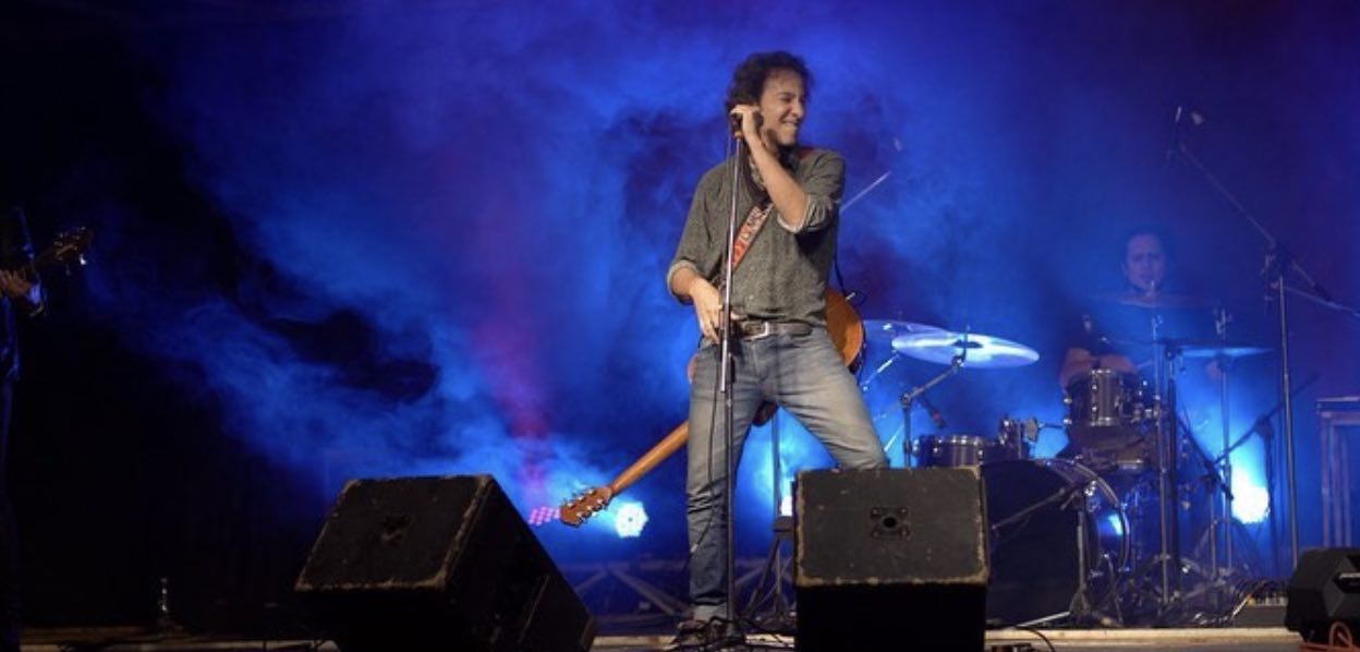 Javier Calamaro en “La Chatarrería”